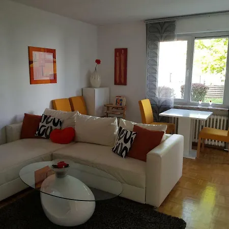 Lotus Apartman *